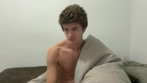 Snapshot of unverifiedbwc chatting on 03-20-26, 10:20 Stepbro online show from 03-20-26, 10:20