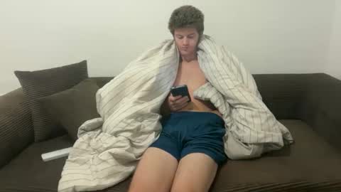 Snapshot of unverifiedbwc chatting on 03-21-26, 10:42 Stepbro online show from 03-21-26, 10:42