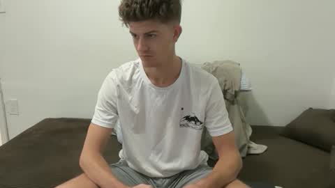 Snapshot of unverifiedbwc chatting on 04-03-26, 11:41 Stepbro online show from 04-03-26, 11:41