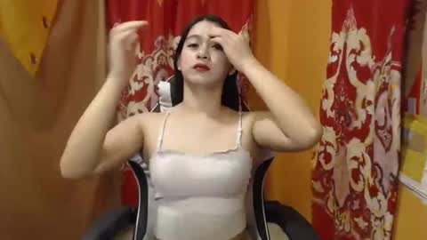 Snapshot of ur_asianpretty chatting on 01-19-26, 12:14 Aya online show from 01-19-26, 12:14