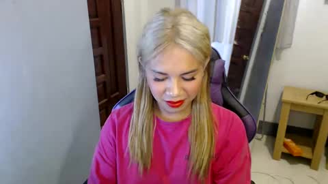 Vee online show from 01-19-25, 10:06