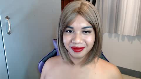 Vee online show from 01-30-25, 09:04