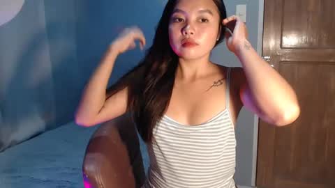 Snapshot of ur_myangel02 chatting on 03-06-25, 11:03 angel online show from 03-06-25, 11:03