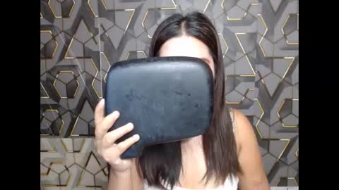 ur_prettychelsie18 online show from 06-10-26, 11:57