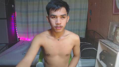 ur_shan21 online show from 01-12-26, 04:34