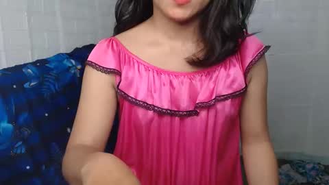 Snapshot of urasian_dreamgirl69 chatting on 11-10-25, 04:55 bela online show from 11-10-25, 04:55