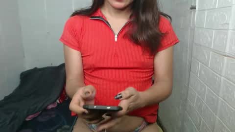 Snapshot of urasian_dreamgirl69 chatting on 02-20-26, 12:18 bela online show from 02-20-26, 12:18