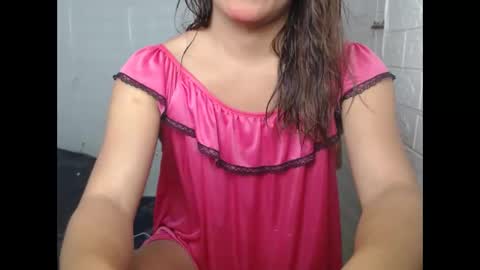 Snapshot of urasian_dreamgirl69 chatting on 03-27-26, 02:50 bela online show from 03-27-26, 02:50