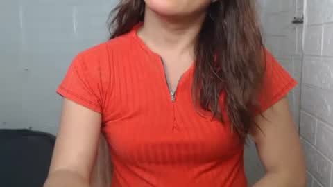 Snapshot of urasian_dreamgirl69 chatting on 04-07-26, 04:57 bela online show from 04-07-26, 04:57