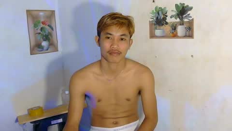 Snapshot of urasian_jomarie chatting on 07-13-26, 01:03 urasian_jomarie online show from 07-13-26, 01:03