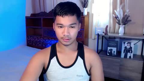 Snapshot of urasian_jpxx chatting on 04-12-26, 09:36 JAMES online show from 04-12-26, 09:36