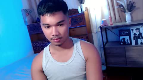 Snapshot of urasian_jpxx chatting on 05-11-26, 04:15 JAMES online show from 05-11-26, 04:15