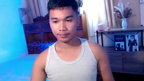 Snapshot of urasian_jpxx chatting on 05-12-26, 11:51 JAMES online show from 05-12-26, 11:51