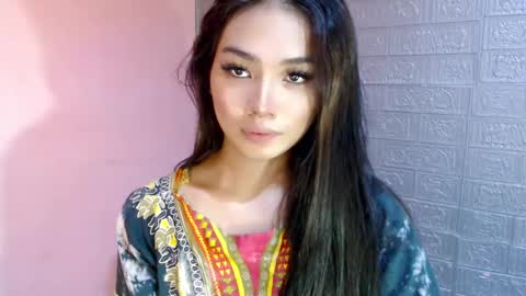 Clara online show from 02-16-25, 04:09