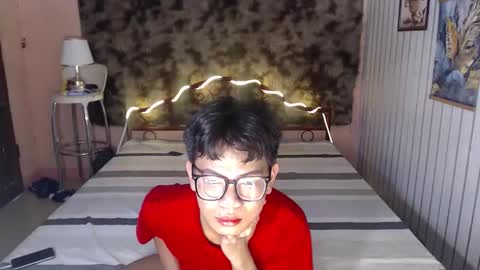 urdreamboy_doms online show from 05-19-26, 05:03