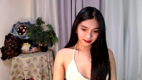 Snapshot of urdreamgirl_ chatting on 03-12-25, 04:35 Trixie online show from 03-12-25, 04:35