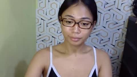 ayumi reacher online show from 02-22-26, 04:27