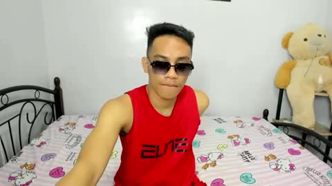 urfucker_vinz online show from 02-23-26, 04:54