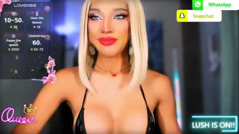 Snapshot of urgoddess_bella chatting on 06-23-26, 01:47 My bella 3 online show from 06-23-26, 01:47