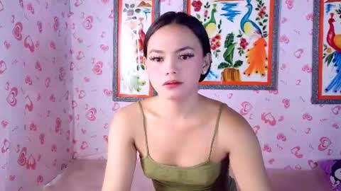 Snapshot of urhot_maxine chatting on 06-18-26, 03:07 urhot_maxine online show from 06-18-26, 03:07