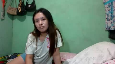 Snapshot of urhotasian4u chatting on 05-31-26, 06:09 Jhossa online show from 05-31-26, 06:09