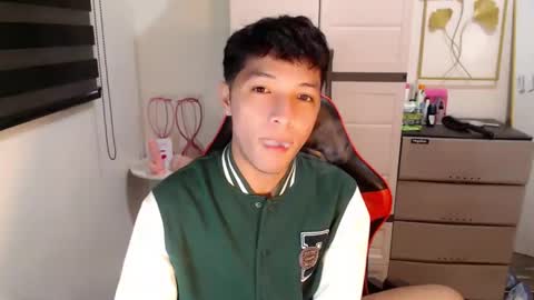 Ethan online show from 04-11-26, 03:05