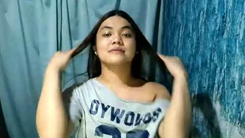 urhottie_bella online show from 06-27-26, 04:12