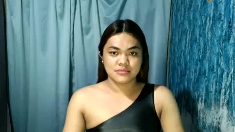 urhottie_bella online show from 06-28-26, 10:10
