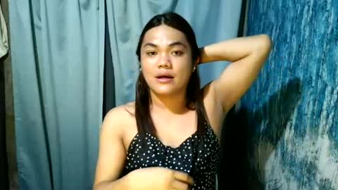 urhottie_bella online show from 07-04-26, 07:09
