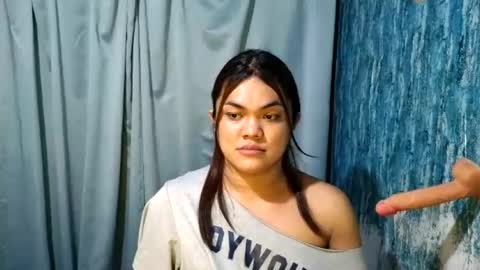 urhottie_bella online show from 07-13-26, 07:22