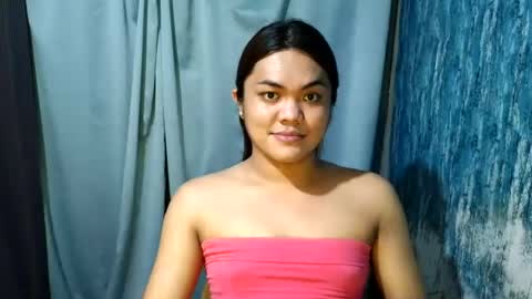 urhottie_bella online show from 07-25-26, 09:07