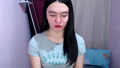 Snapshot of urhottiest_katey chatting on 06-10-26, 04:01 Katey online show from 06-10-26, 04:01