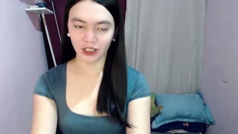 Snapshot of urhottiest_katey chatting on 06-14-26, 02:24 Katey online show from 06-14-26, 02:24