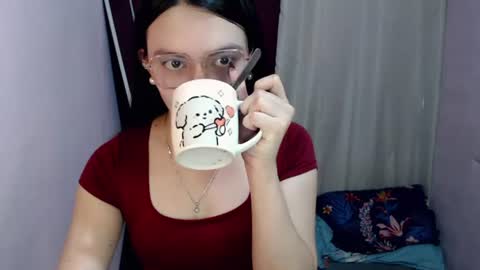 Snapshot of urhottiest_katey chatting on 06-30-26, 04:57 Katey online show from 06-30-26, 04:57