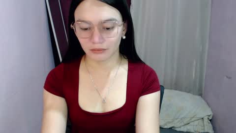 Snapshot of urhottiest_katey chatting on 07-10-26, 05:34 Katey online show from 07-10-26, 05:34
