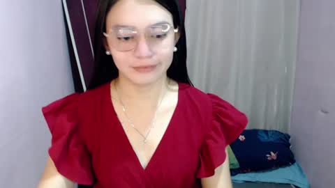 Snapshot of urhottiest_katey chatting on 07-13-26, 05:21 Katey online show from 07-13-26, 05:21