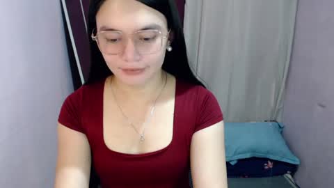 Snapshot of urhottiest_katey chatting on 07-19-26, 06:17 Katey online show from 07-19-26, 06:17