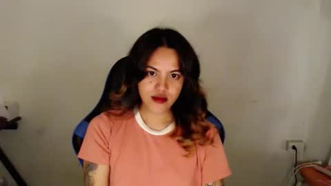 Snapshot of urlovely_hait chatting on 02-15-26, 01:20 Sham online show from 02-15-26, 01:20