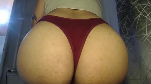 Snapshot of urlovely_hait chatting on 04-28-26, 03:00 Sham online show from 04-28-26, 03:00