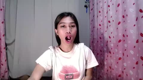 urloverjasmine_xx online show from 03-22-26, 01:36