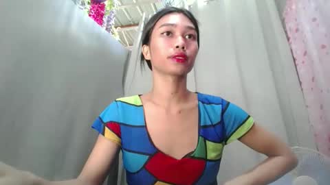 urloverjasmine_xx online show from 05-19-26, 12:05