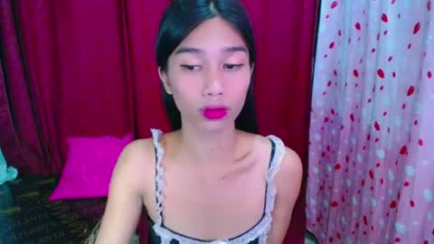 urloverjasmine_xx online show from 07-25-26, 12:58