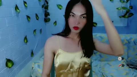 Snapshot of urnaughty_kim chatting on 02-16-25, 11:27 Kim online show from 02-16-25, 11:27