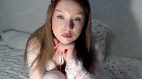 Snapshot of uroxygen chatting on 04-10-26, 08:02 Mary online show from 04-10-26, 08:02