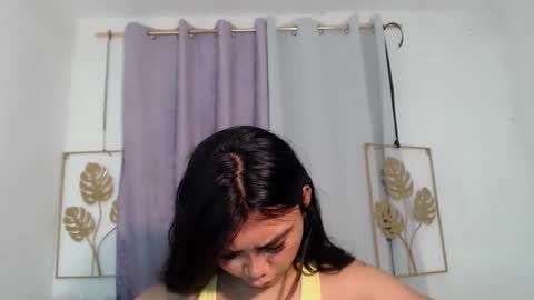 urpinay_sandra69 online show from 04-17-26, 01:25