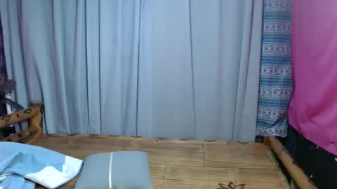 urpinay_singlemother online show from 05-18-26, 08:14