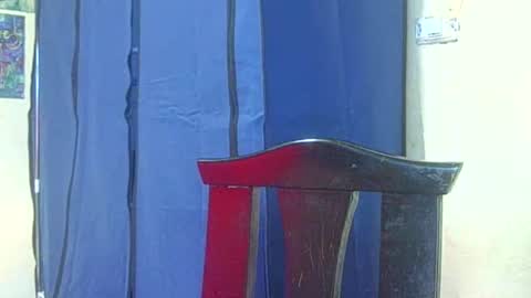 Snapshot of urposesion chatting on 04-13-26, 12:10 Aniie online show from 04-13-26, 12:10