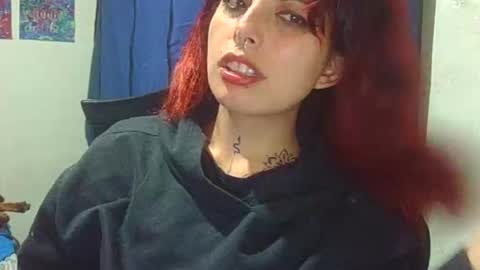 Snapshot of urposesion chatting on 04-14-26, 03:45 Aniie online show from 04-14-26, 03:45