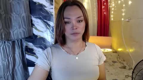 TYRA online show from 12-21-24, 09:12