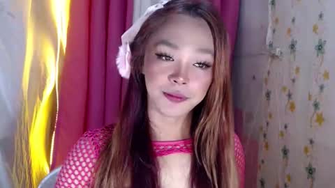 TYRA online show from 09-16-25, 01:28